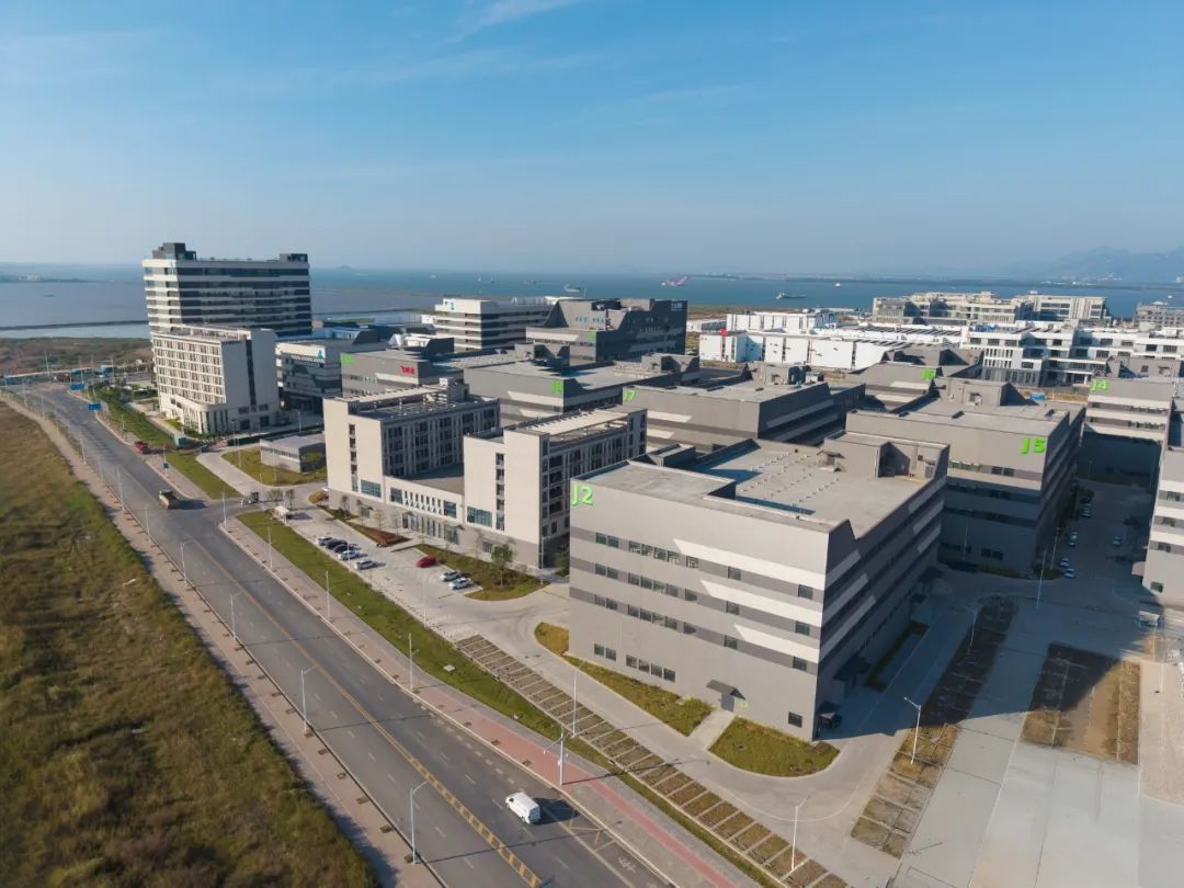 1745288518308922.jpg 4.jpg